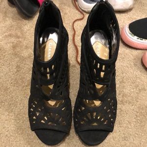 Gianni Bini Black wedges